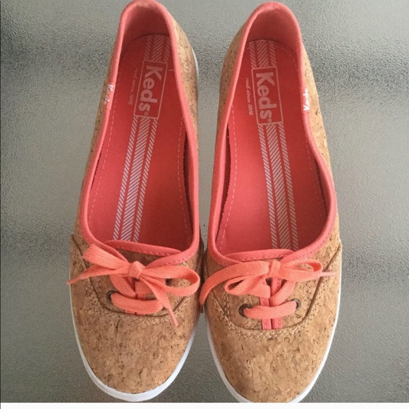 Keds Womens Teacup Cork Sneakers Sz 7.5 EUC